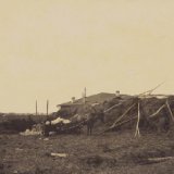 Ледник на железнодорожной станции «Курган» для набивки льда в вагоны масляных поездов. Фото 1910 г.